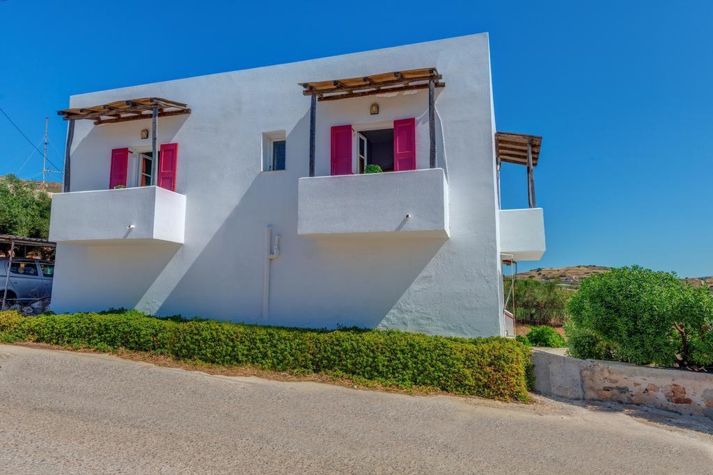 Hotel Smaragdi Apartments Vissa Bagian luar foto